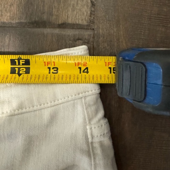EXPRESS Slim Super High Rise Denim Perfect Size 8R  White Straight Leg Jeans - Picture 15 of 17